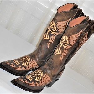 FINAL SALE Gypsy Girl Corky Distresed Boot 10B